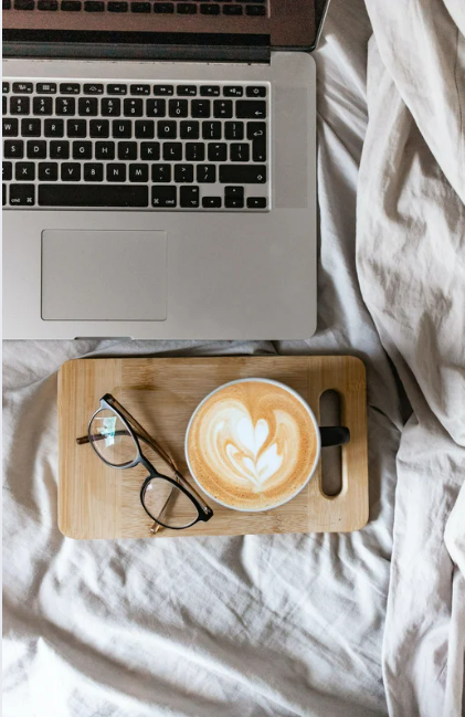 THE ULTIMATE COFFEE GUIDE BREWING TIPS & RECIPES: MASTER THE ART OF COFFEE FROM HOME PDF // LINK TO AMAZON BELOW FOR PAPERBACK